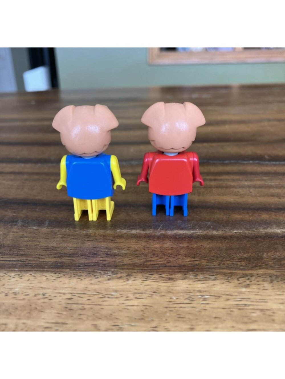 Rare Vintage LEGO Fabuland Pig Minifigure Set 0f 2 Collectible - Picture 6 of 8